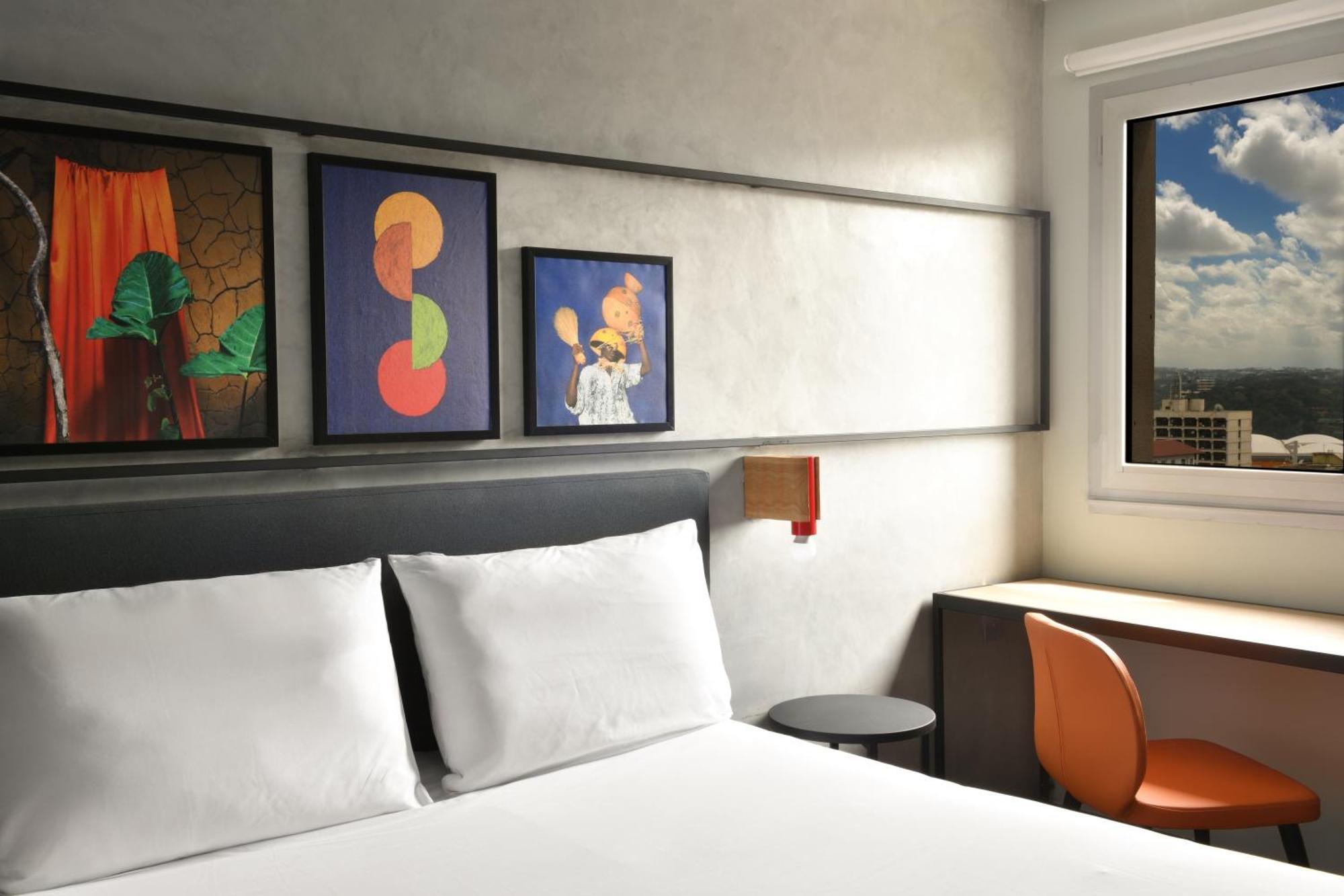 Ibis Styles Abidjan Plateau Hotel Ngoại thất bức ảnh