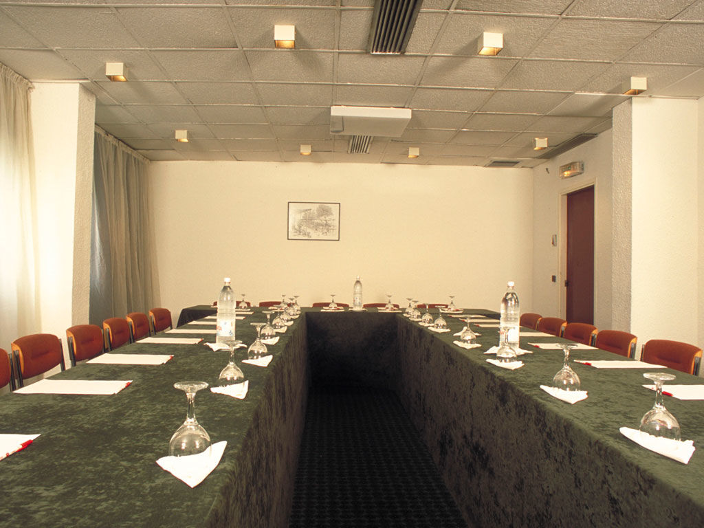 Ibis Styles Abidjan Plateau Hotel Ngoại thất bức ảnh