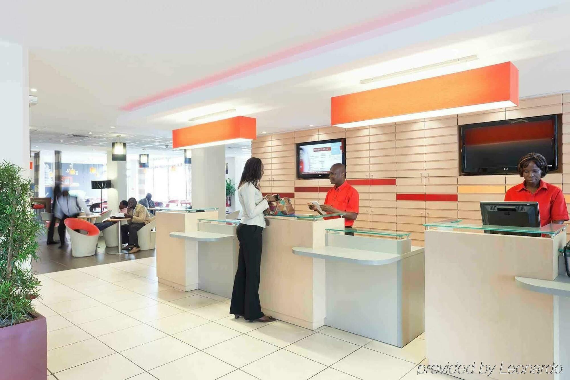 Ibis Styles Abidjan Plateau Hotel Ngoại thất bức ảnh